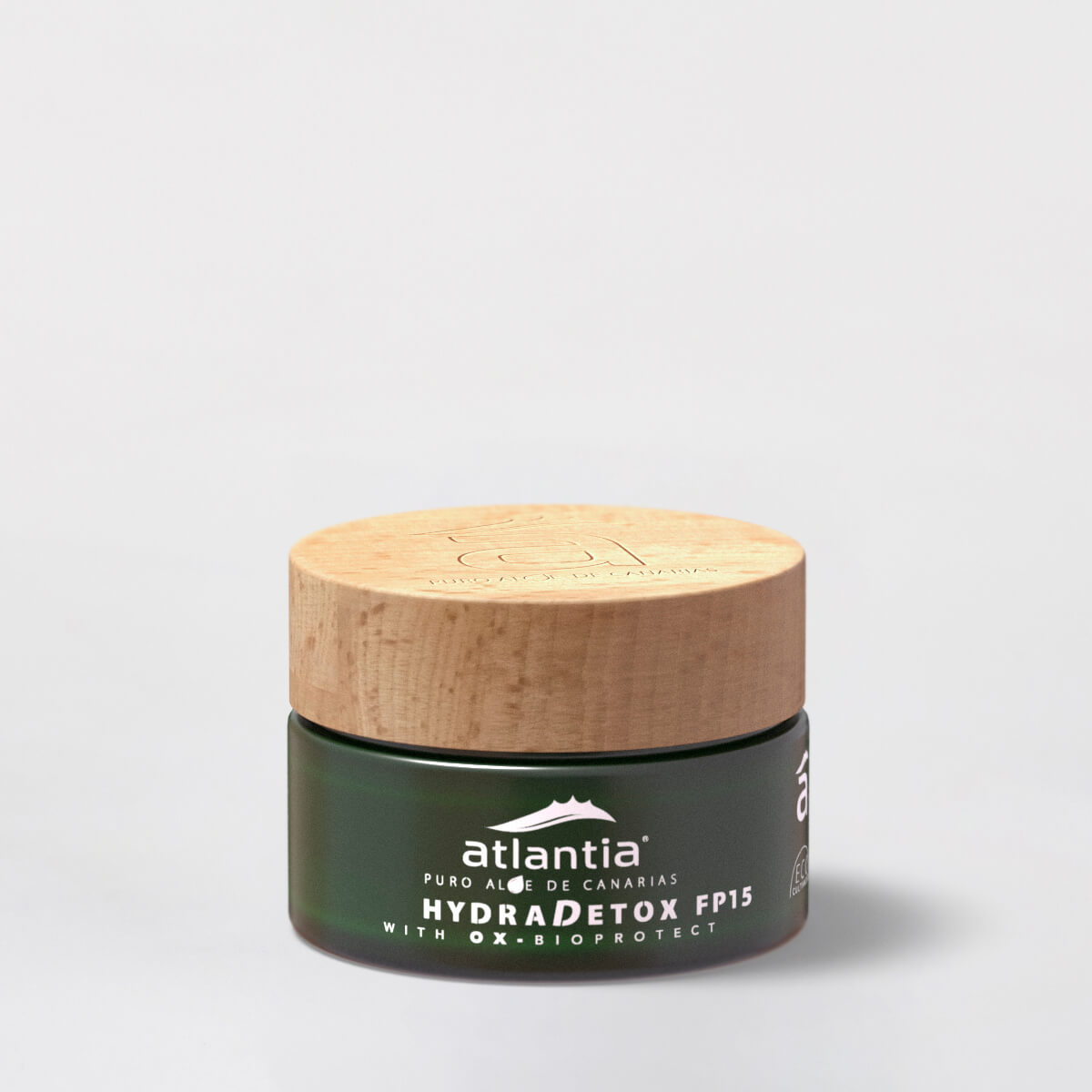 HydraDetox SFP15 facial cream with aloe vera